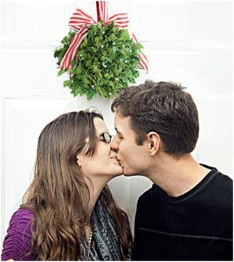 mistletoe kiss.jpg